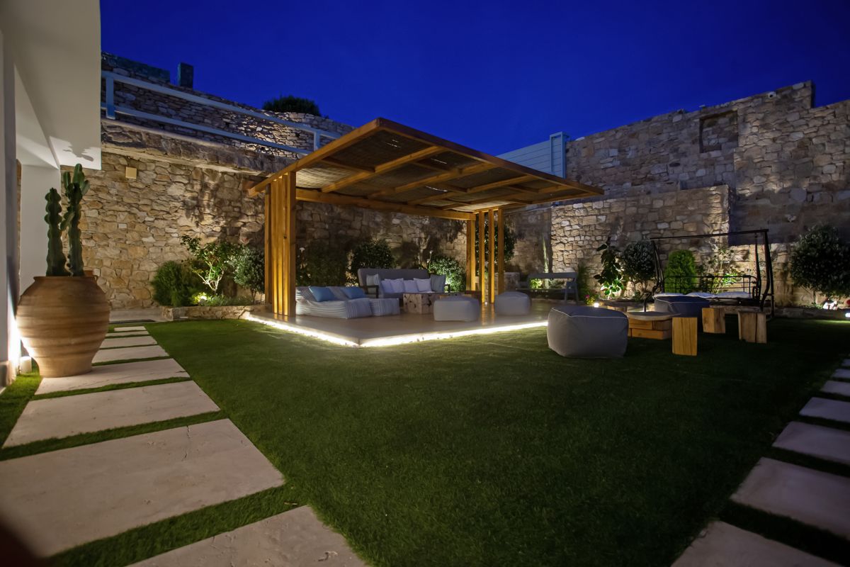 Electrician Mykonos | Ηλεκτρολόγος Μύκονος | Βλάβες & Εγκαταστάσεις | Bombaj Electric